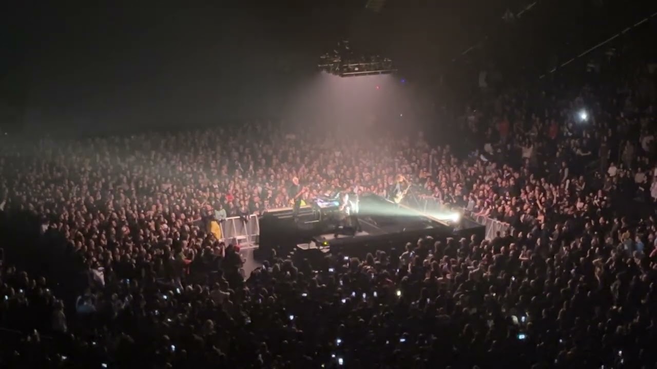 NINE INCH NAILS / “Entity”/“Piggy (Nothing Can Stop Me Now)” / Prudential Center, NWK, NJ, 2/14/26 /