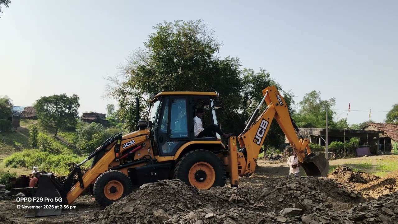 How to run an excavator for beginners with load tha JCB CONTRACTION old india park 🏞️🏞️