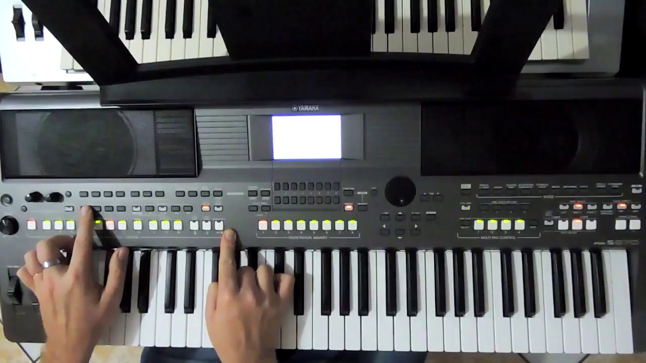liga la em casa Leonardo vídeo aula teclado