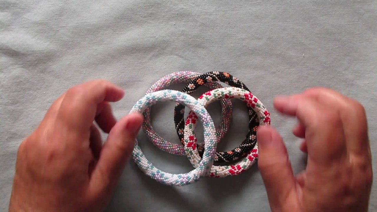 Peyote with a twist - not crochet. Joining to make a bangle part 3. Patterns..