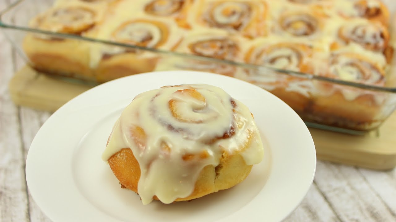 Cinnabon Cinnamon Rolls I saftige Zimtschnecken mit Frosting