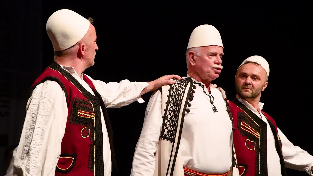 Koreodrama, Martirët e Karadakut - Ansambli Arbresha