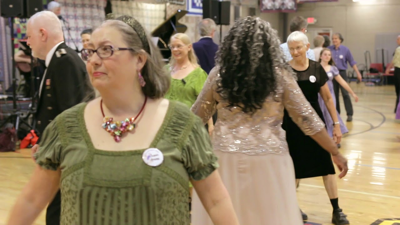 English Country Dance Fandango - Tom Amessé & Bare Necessities - Blue Heron Waltz (At The Ball)