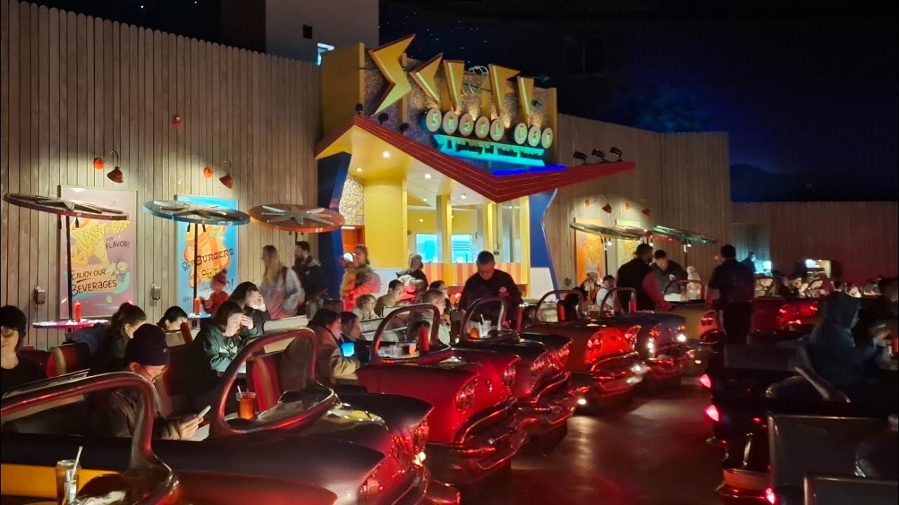 Sci Fi Diner, Drive in Cinema themed Diner at Disney Hollywood Studios, Sci Fi Theatre Disney Diner