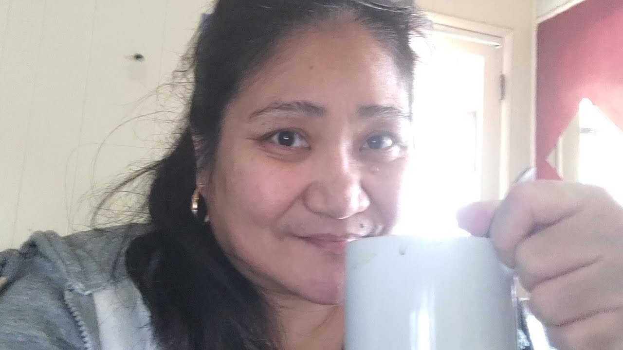 short quick live.... drinking hot chocolate with cookies  ( we can talk 😜😁)