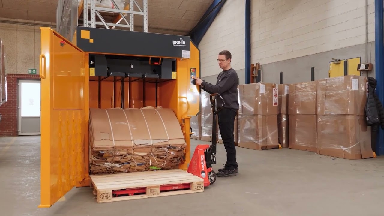 Wastech Engineering Bramidan X25 Vertical Baler