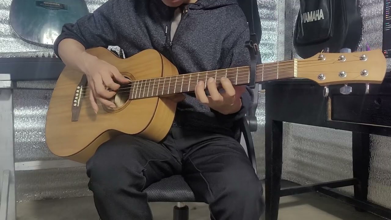 qhia guitar Intro solo txoj nkauj (Lub sij hawm dhau mus zuj zus)