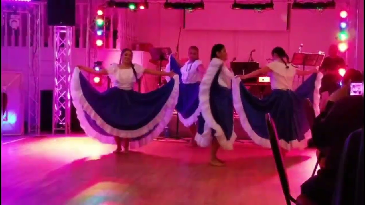 El Sombrero azul - Folklore Salvadoreño