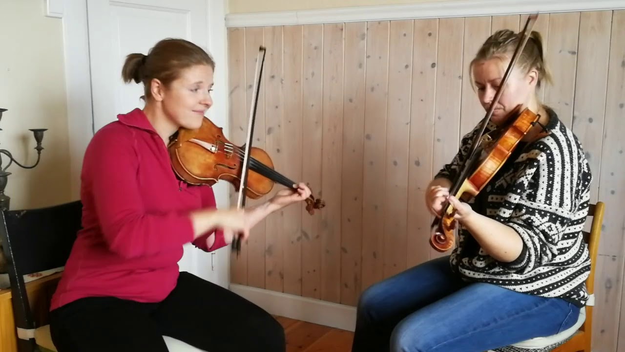 KVIVEN DUO - Springar etter Guri Lauvåsen. Jorun Marie Kvernberg og Britt Pernille Frøholm.