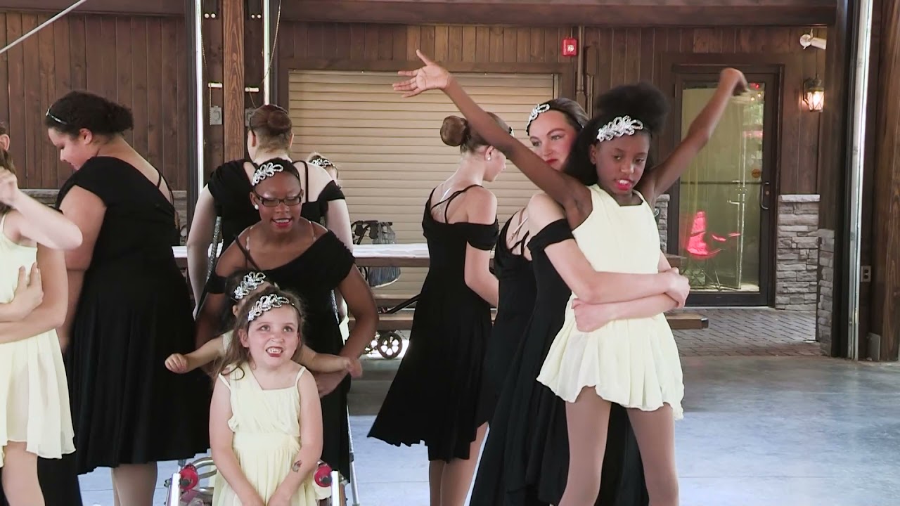 Diane Moore Miracle Dancers 2021