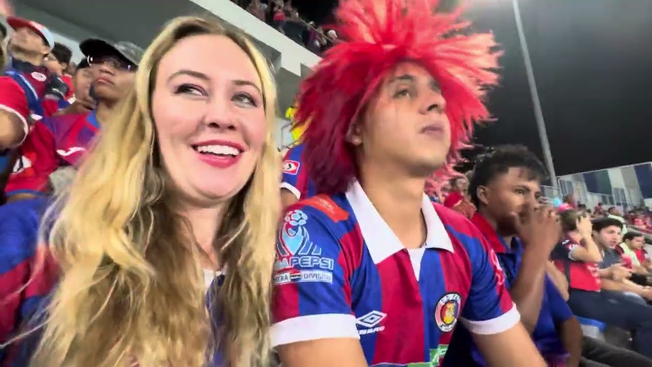 FUTBOL SALVADOREÑO: Fui a Ver Final De FAS y PERDIERON😭 #gringa @RomelyKylie