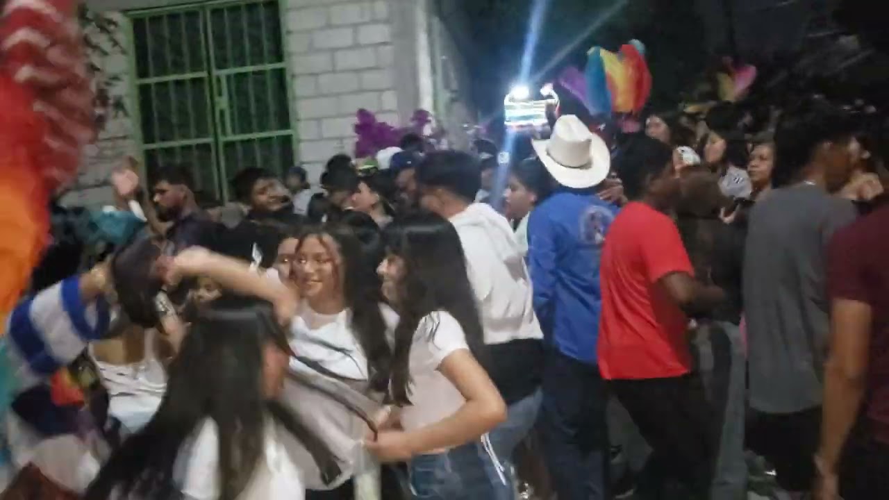 BANDA PAZULKEÑA CHINELOS EN LA COL. COLORINES TLAYECAC
