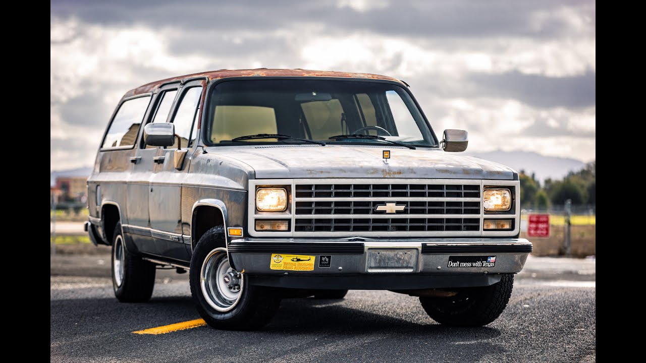 Big Square: 1989 Chevrolet Suburban 1500 2wd