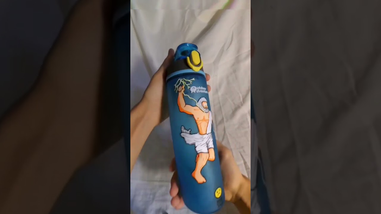 Garrafa customizada com #posca #art #artist #shorts #arte #trending #trend  #youtubeshorts