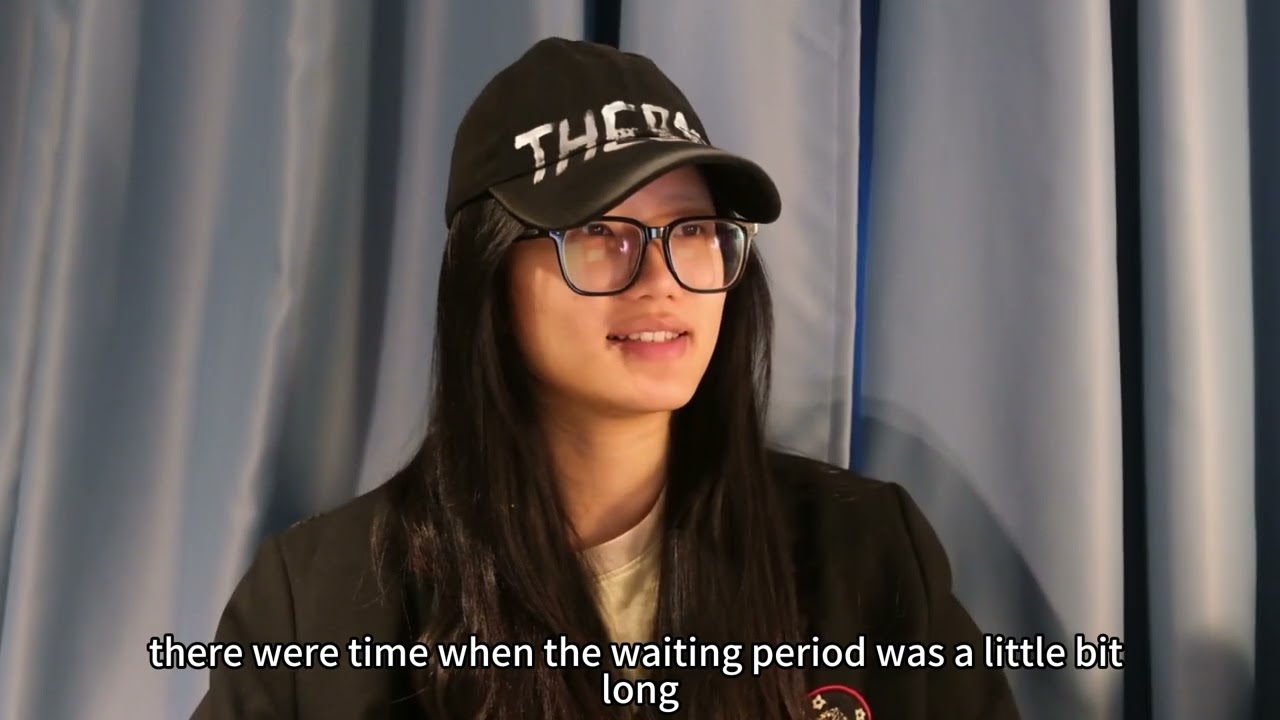 Interviews with the Chinese Psychologist and International Student