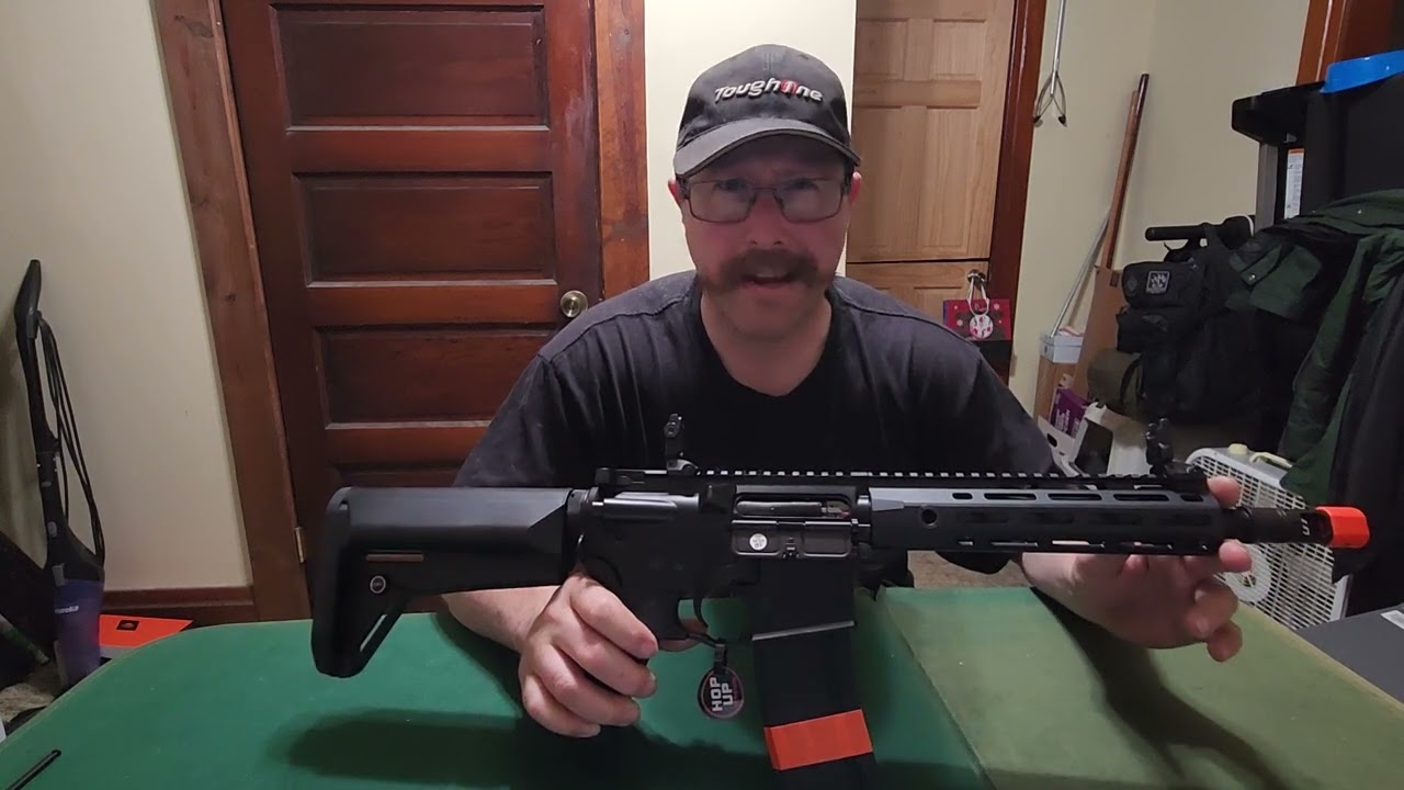 CYMA Standard M4 QBS Airsoft AEG Rifle w/ Built In Mosfet & Tracer Hop Up Part 1