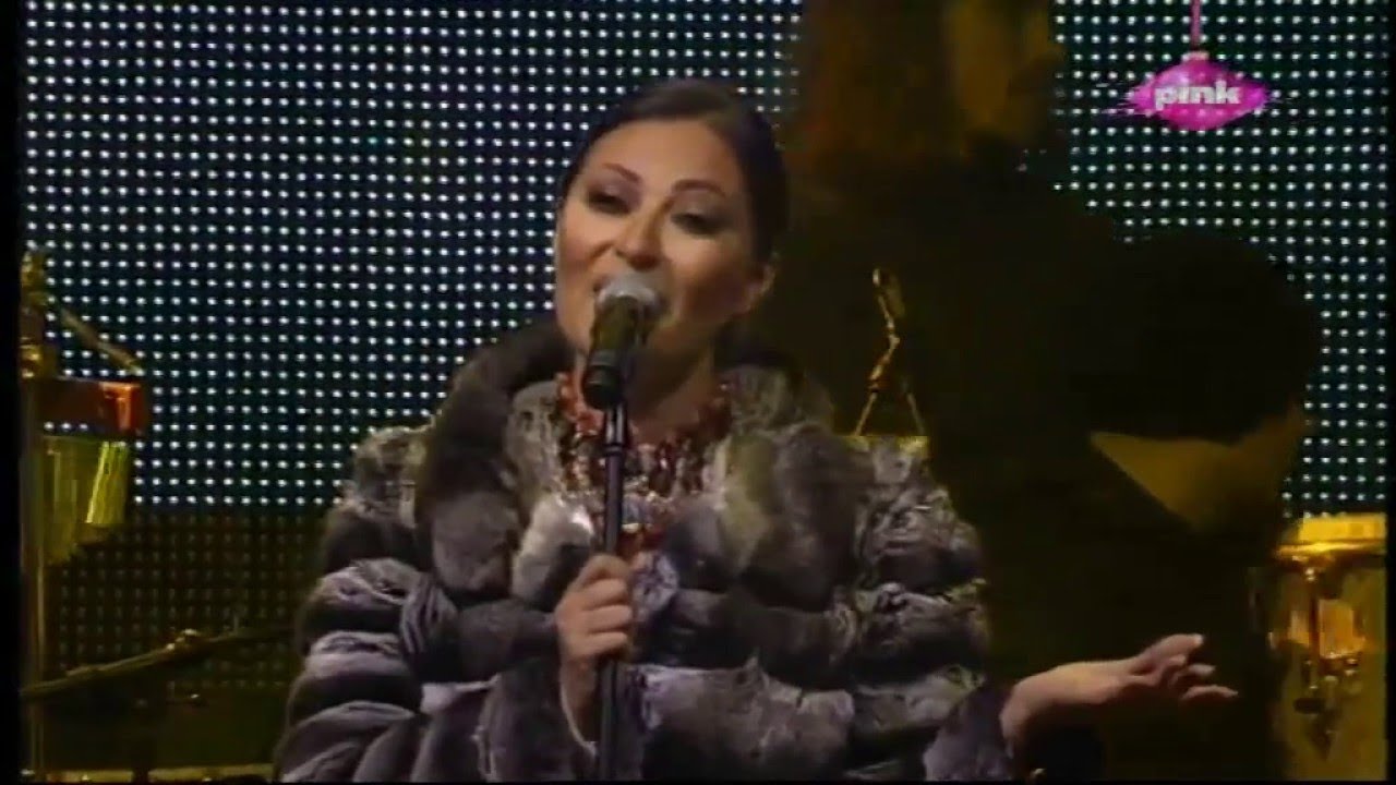 Ceca - Pile - (LIVE) - Nis - (TV Pink 2016)