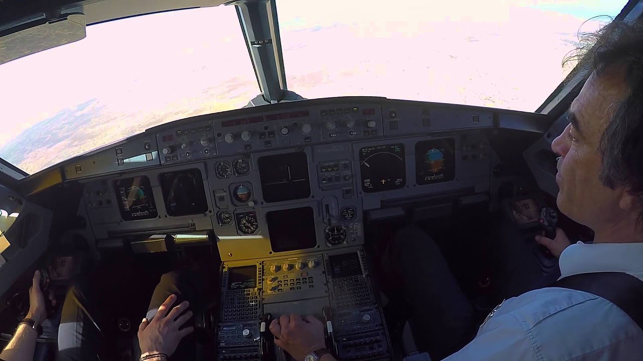 Djibouti HDAM Cockpit view visual landing rwy 09