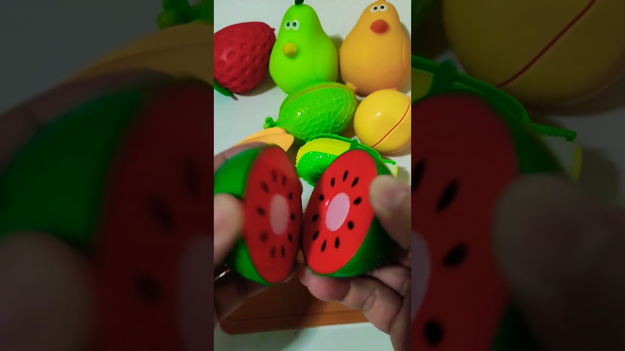 Satisfying fruit cracking sounds watermelon 🍉🍉#fruit #cracking #crack #watermelon #satisfying #toys
