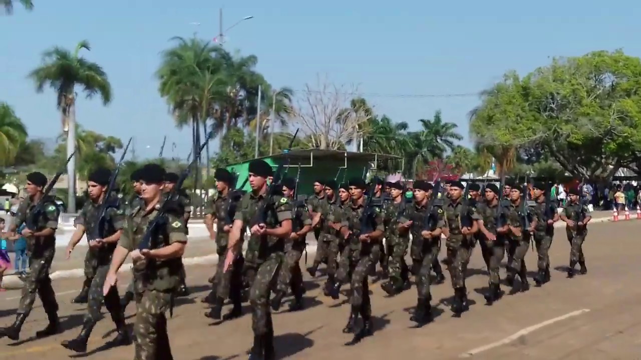 🇧🇷 Desfile 7 de setembro 2019 da cidade de Nioaque - MS  9 Grupo de Artilharia/ Comando do Ex&eacute;rcito