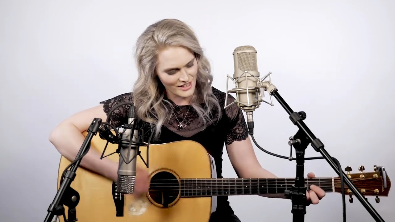 Highway To Hell - AC/DC | Lynn Jones Cover