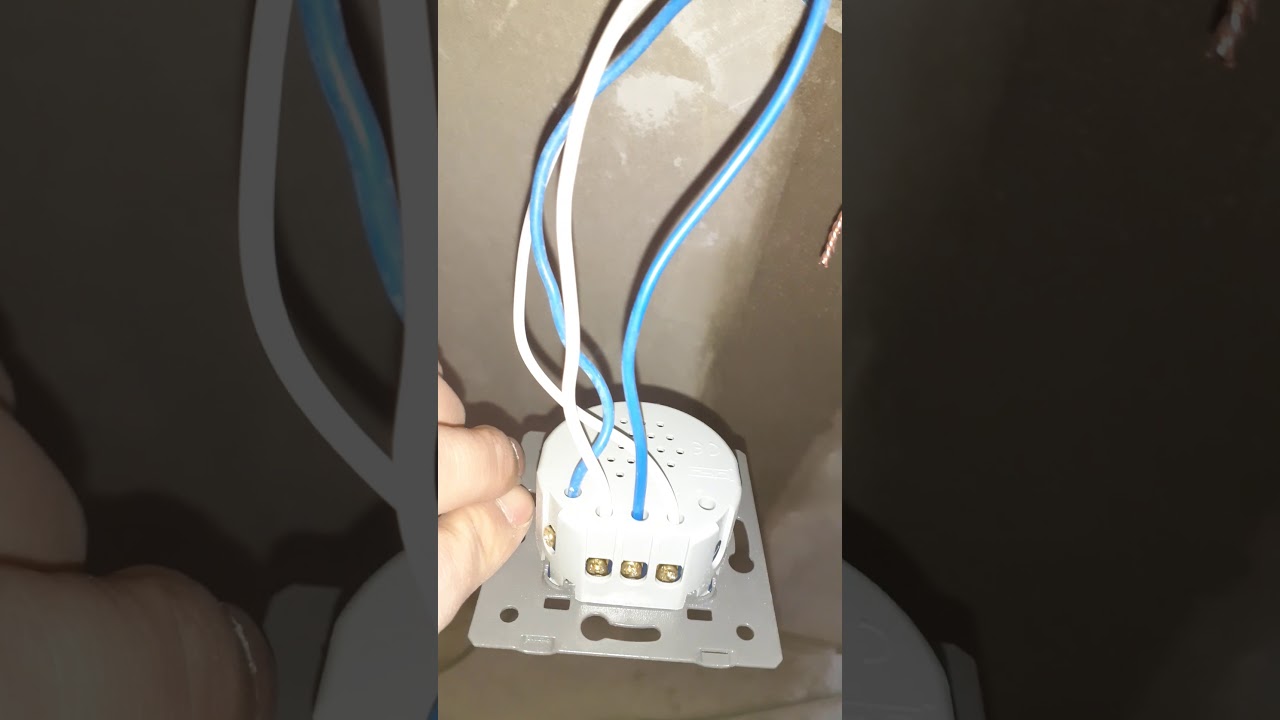 Тарзи пайваткардани двухклавишный сенсорный проходной выключатель!!