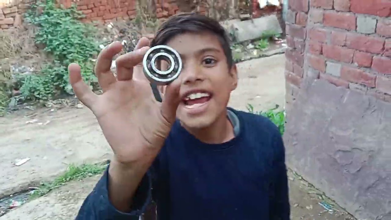 Kitne chote dag ke baache he kitne pihare he or ya par mere ghar par khus log aaye he