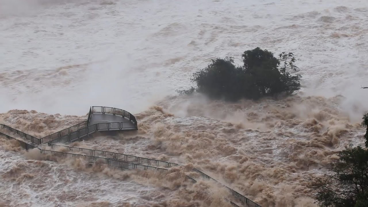 Cataratas de Iguazú: caudal 16 veces superior al habitual