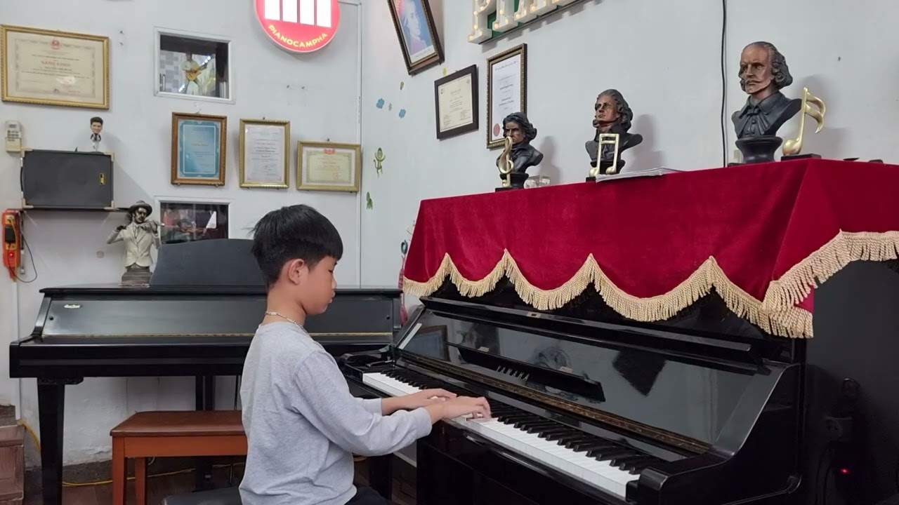 The entertainer