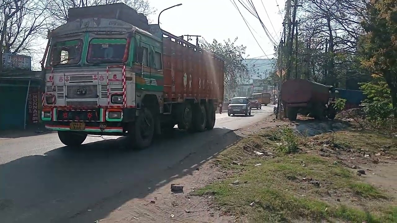 ओम भवनधनसर
