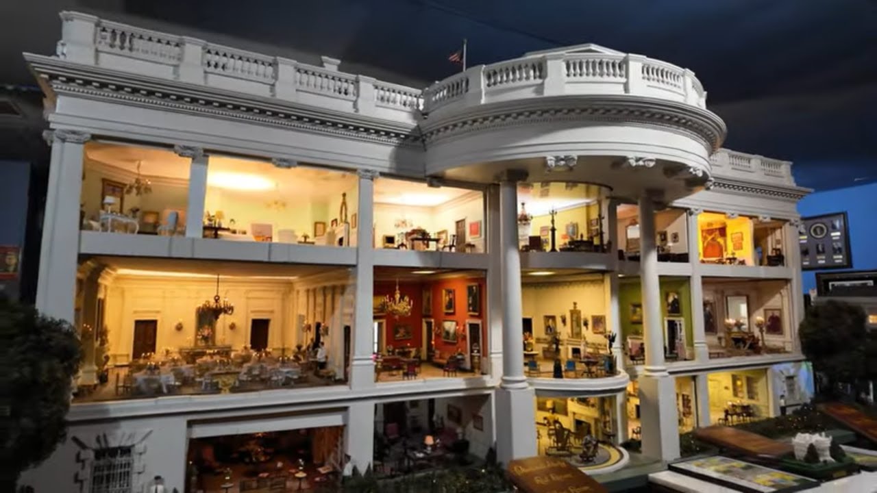 White House Replica, Lincoln, JFK and more at Presidents Hall of Fame