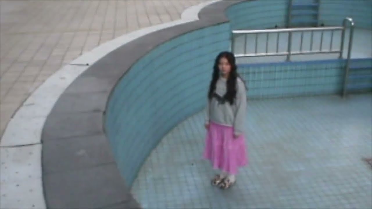 Me and My Sandcastle - Love is Waiting (Official Video)