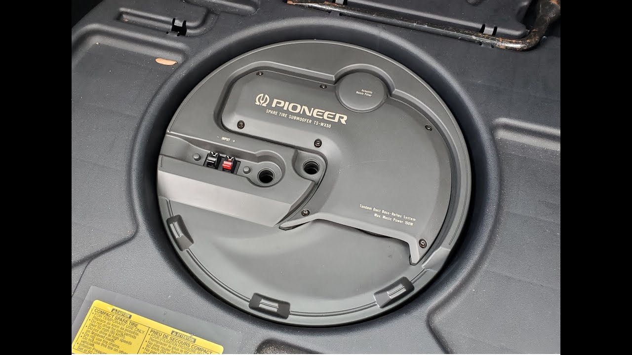 2004 Toyota Matrix XRS with Pioneer Subwoofer TS-WX50