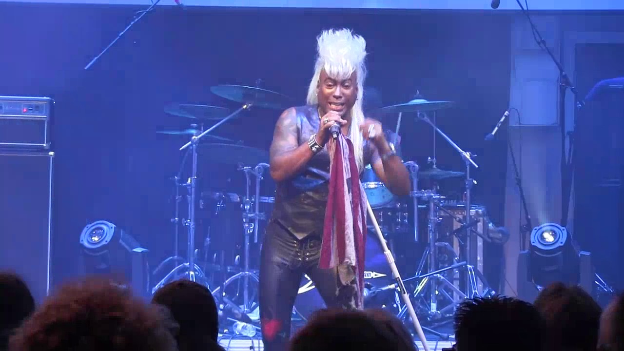 Jean Beauvoir.Uh! All Night.Rockingham Festival,Nottm-22.10. 2016.