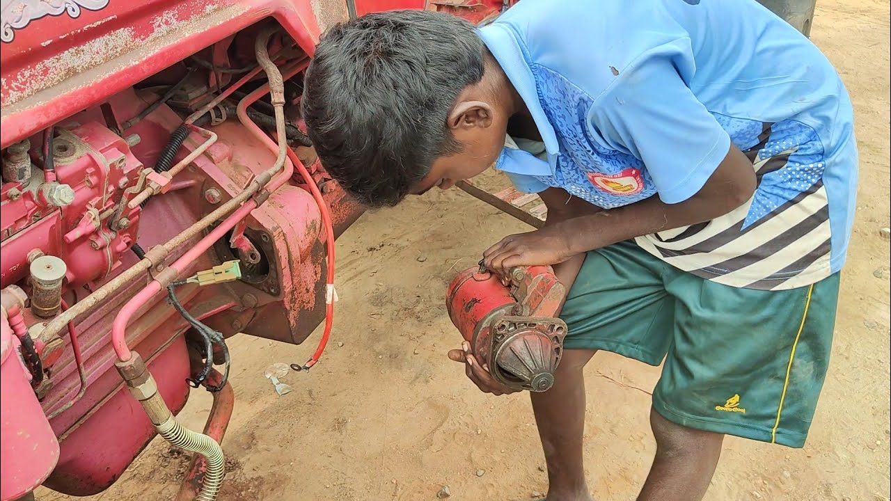 Mahindra 575 tractor selfmotor starting problem water complete so service on petrol wash at home