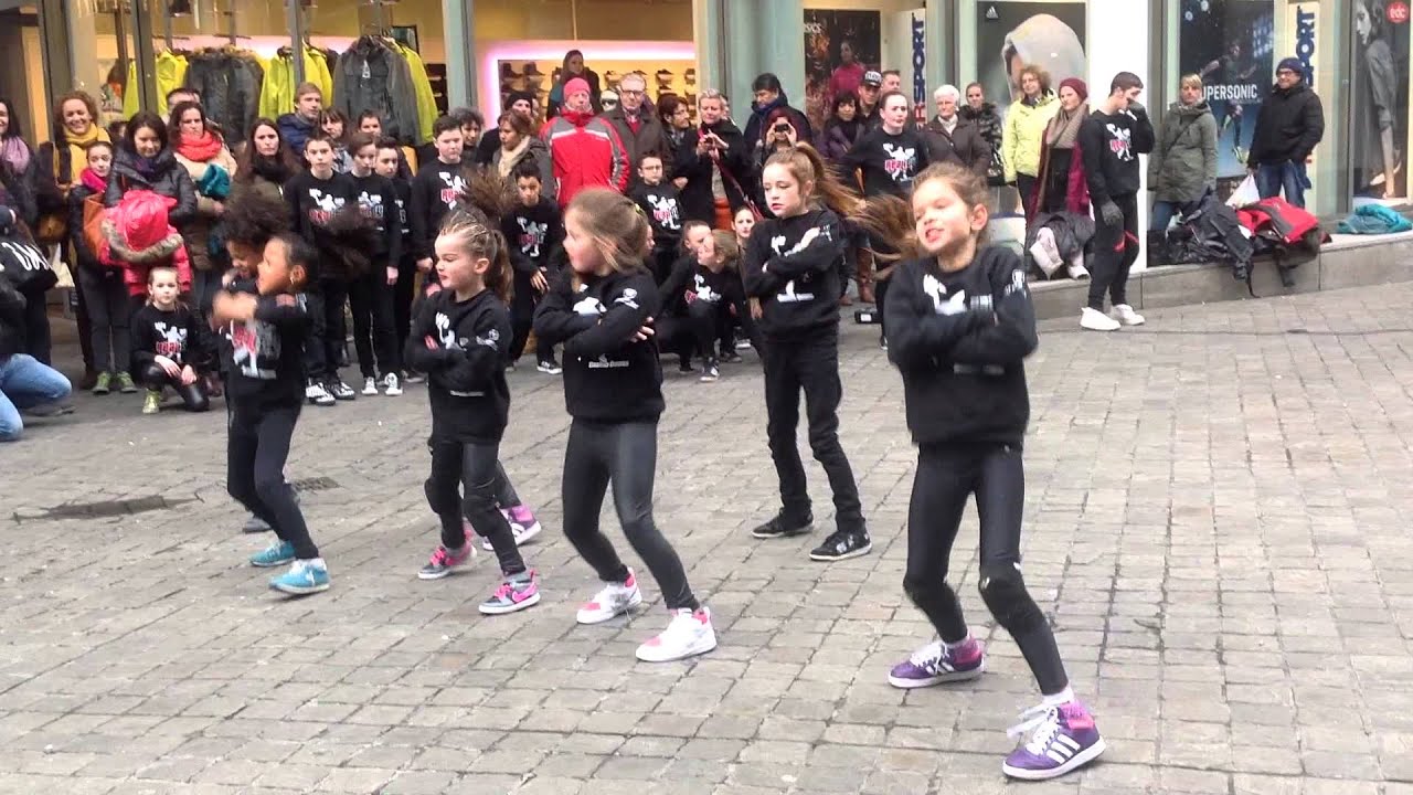 Dansgroep Reality dansen in Mosea Forum Maastricht