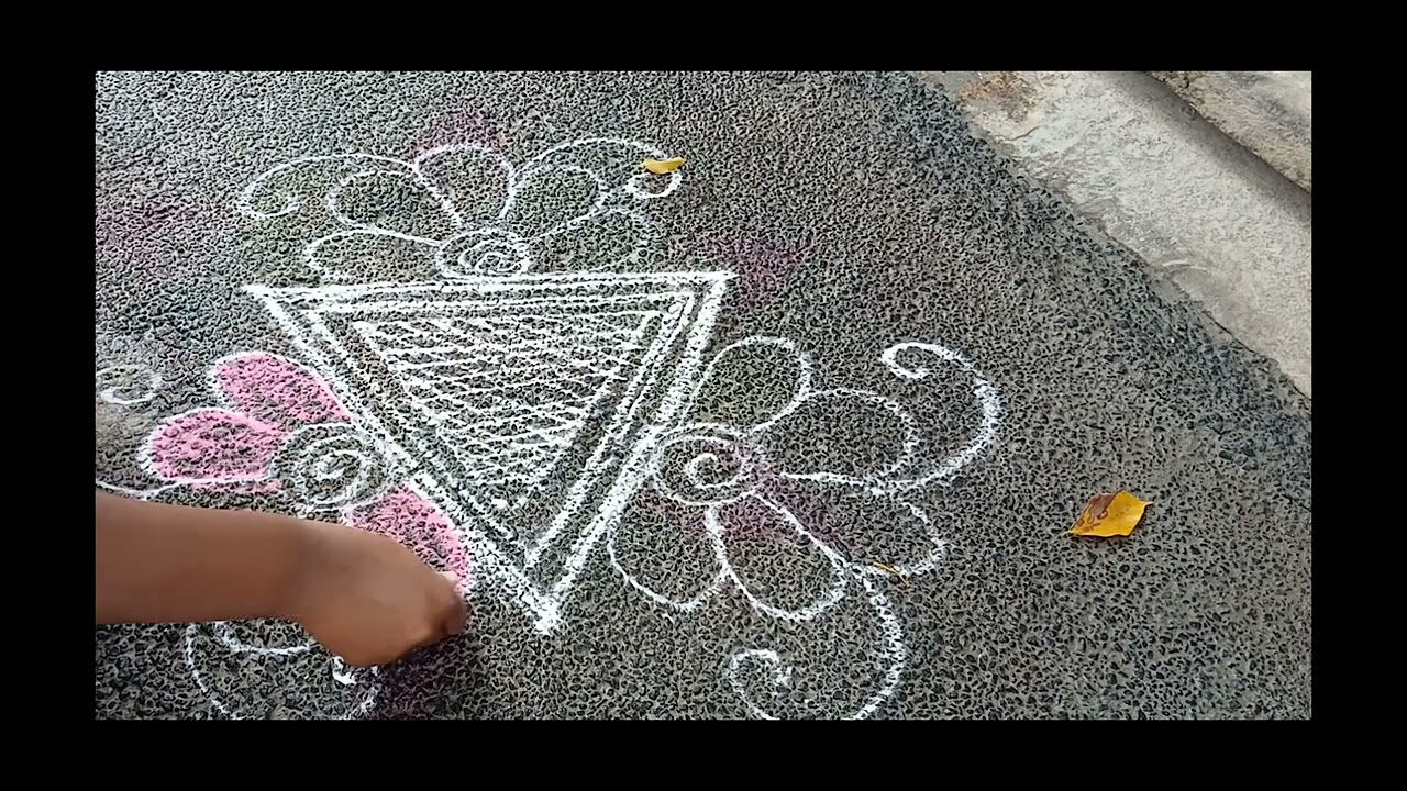 Floral design kolam ✨#easy and daily #tutorial #content #simple but amazing look 