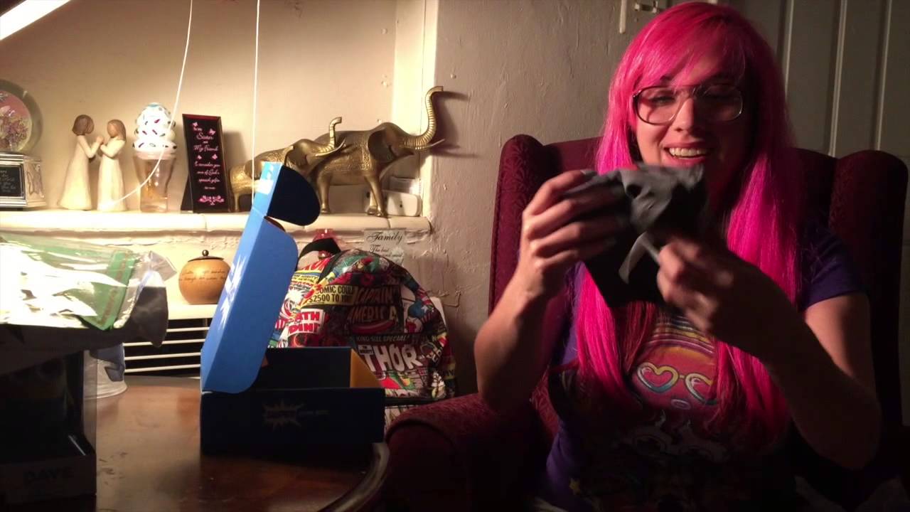 NikkiSiixx Unboxes September Super Geek Box 