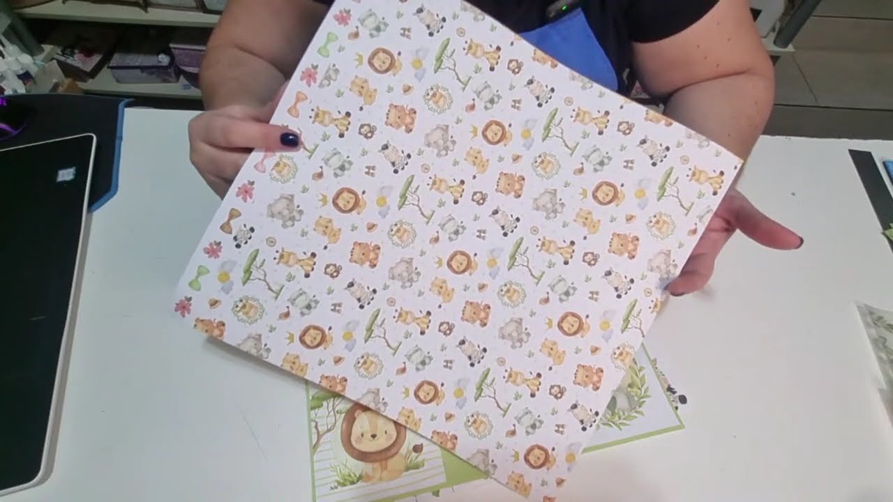 Caixote em scrap decor e toalha com transfer têxtil