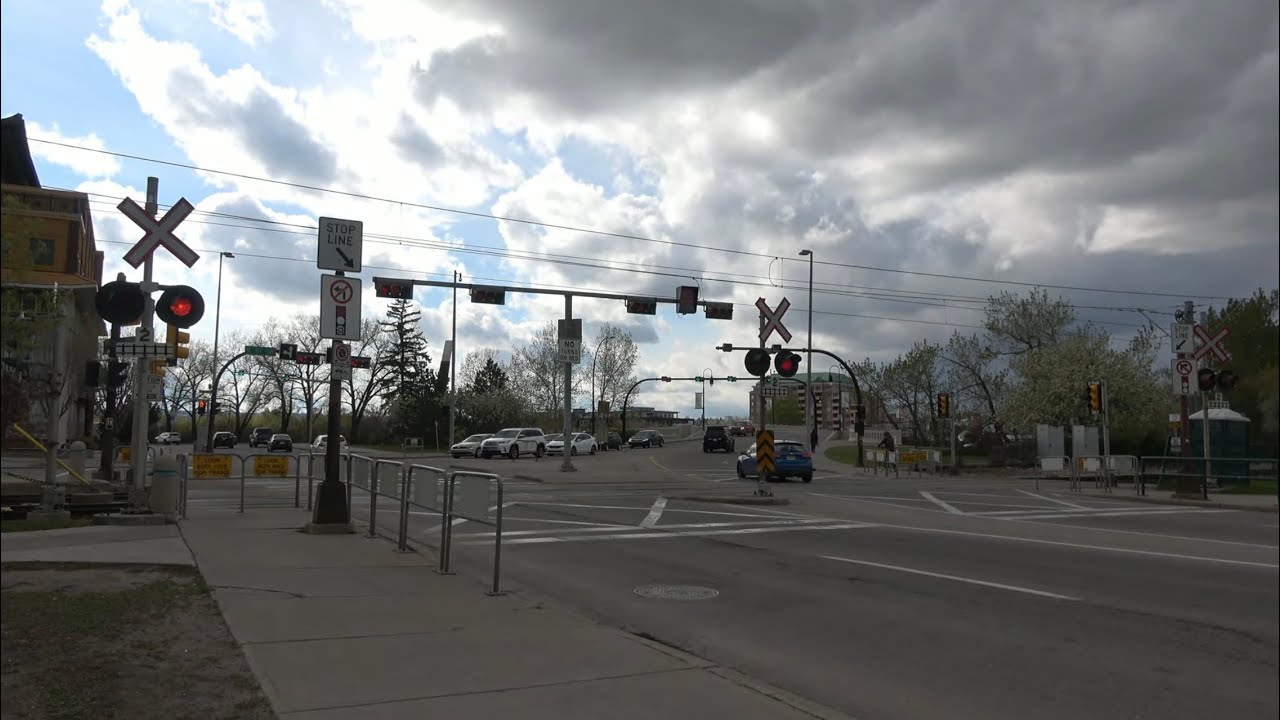 [4K] Railroad Crossing | 4 Avenue Southwest, Calgary, AB - 4 trains