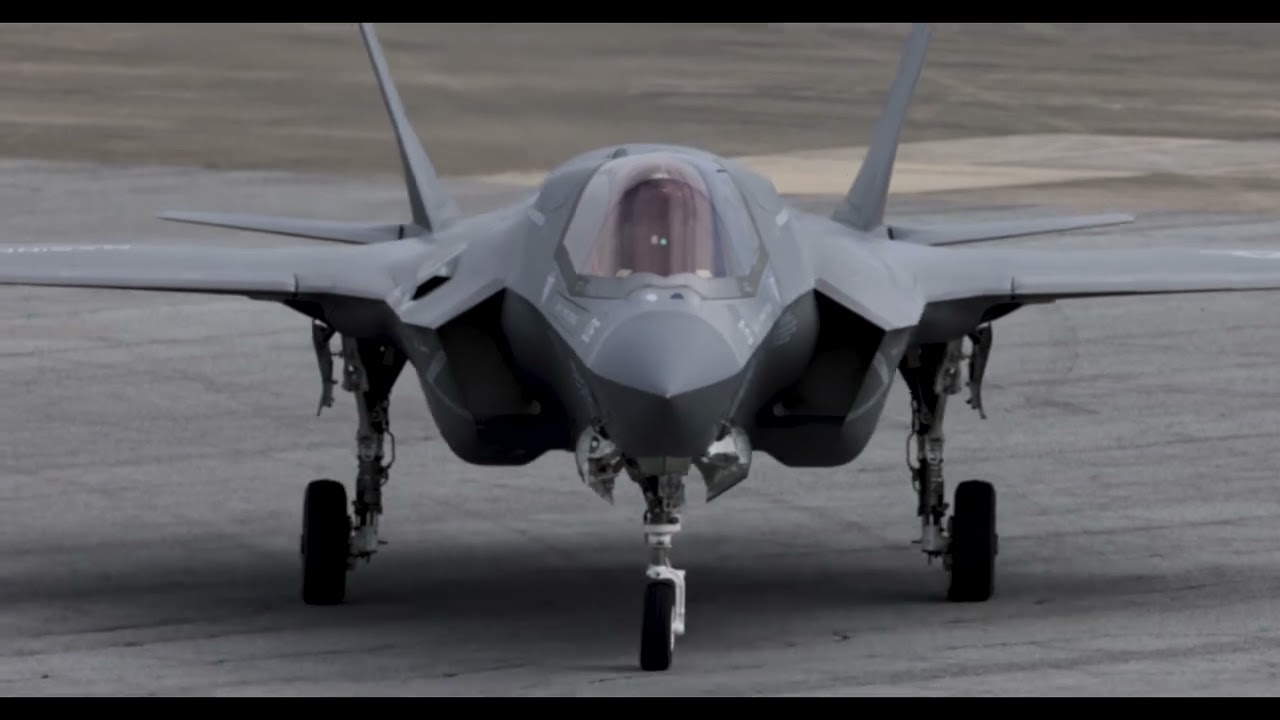 U.S. Marines with VMFA-542 Return Home from CENTCOM Deployment