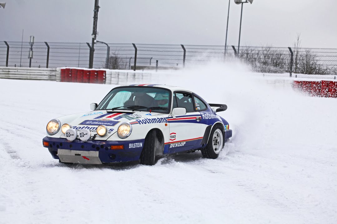 NÜRBURGRING Porsche 911 SCRS snow drifting