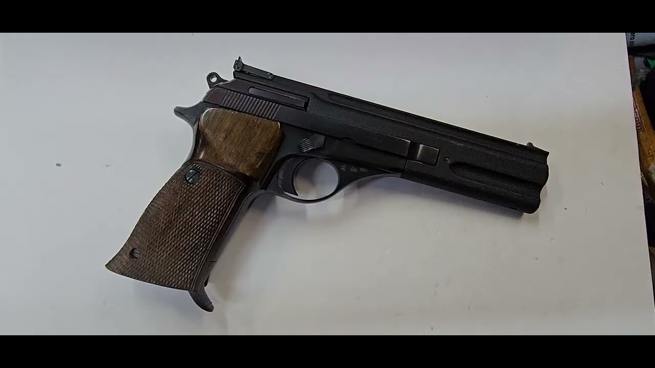 beretta 76 22lr  -116