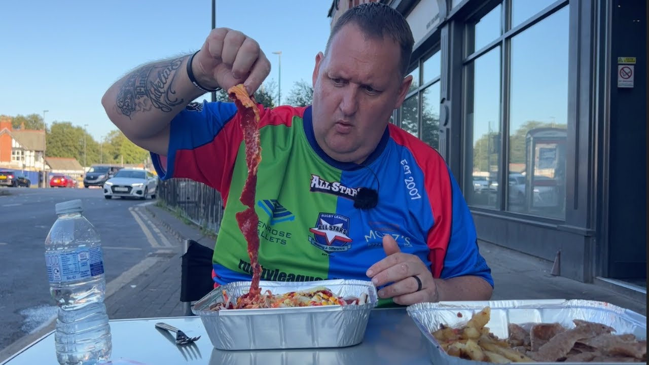 I tried an EXOTIC Kebab!