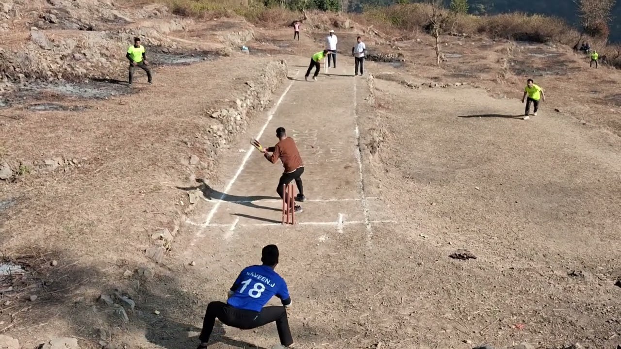 किक्रेट खेलने गये रणेथ मै सिलोगी और कठूड का मैच 1 पारी 