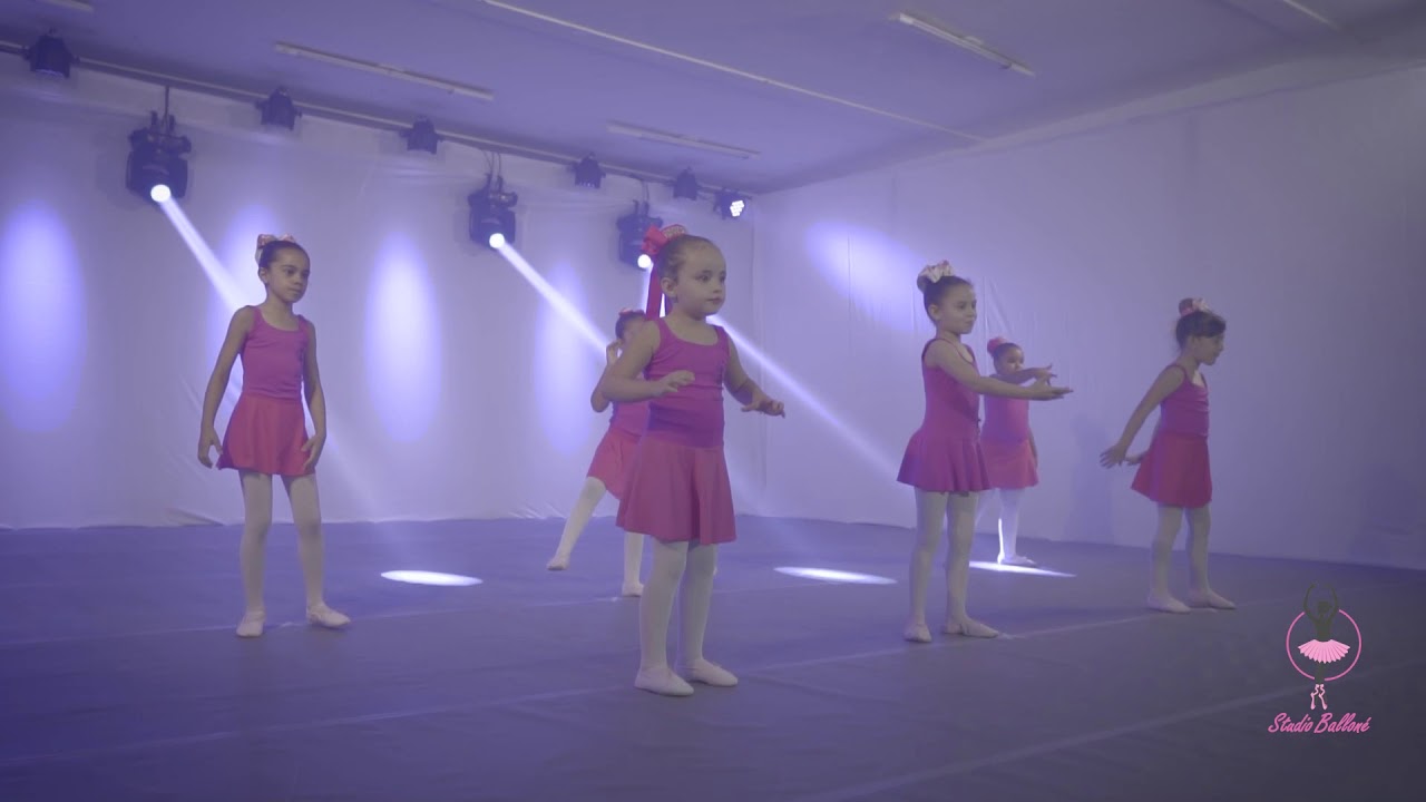 Coreografia Piruetas Festival BailaVida Studio Balloné