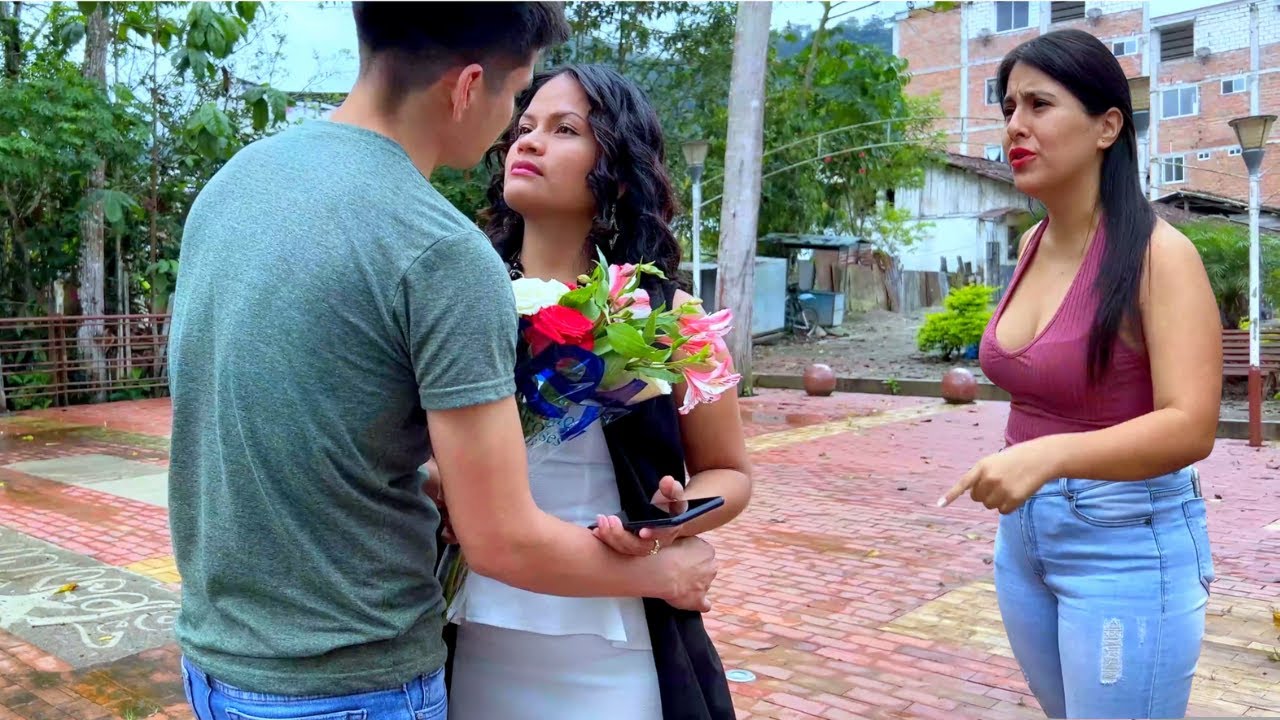 Engañó a su novia con su mejor amiga, pero terminó pagando caro