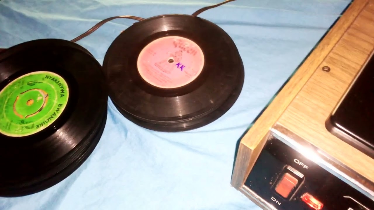 OMONYENE EGOREE(1) PT1&2. LABLE -SORO NUMBER O3. KEBACHA BAND BY SAMWEL BOKAYA.