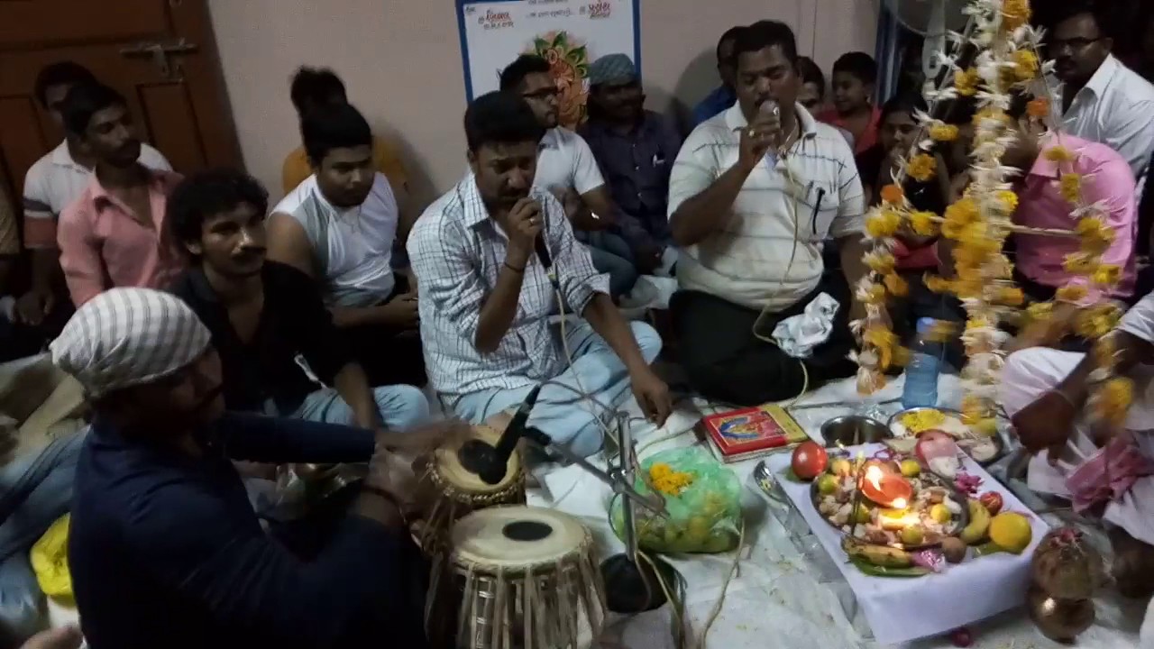 Jay mahiyavansi jay haribava.....