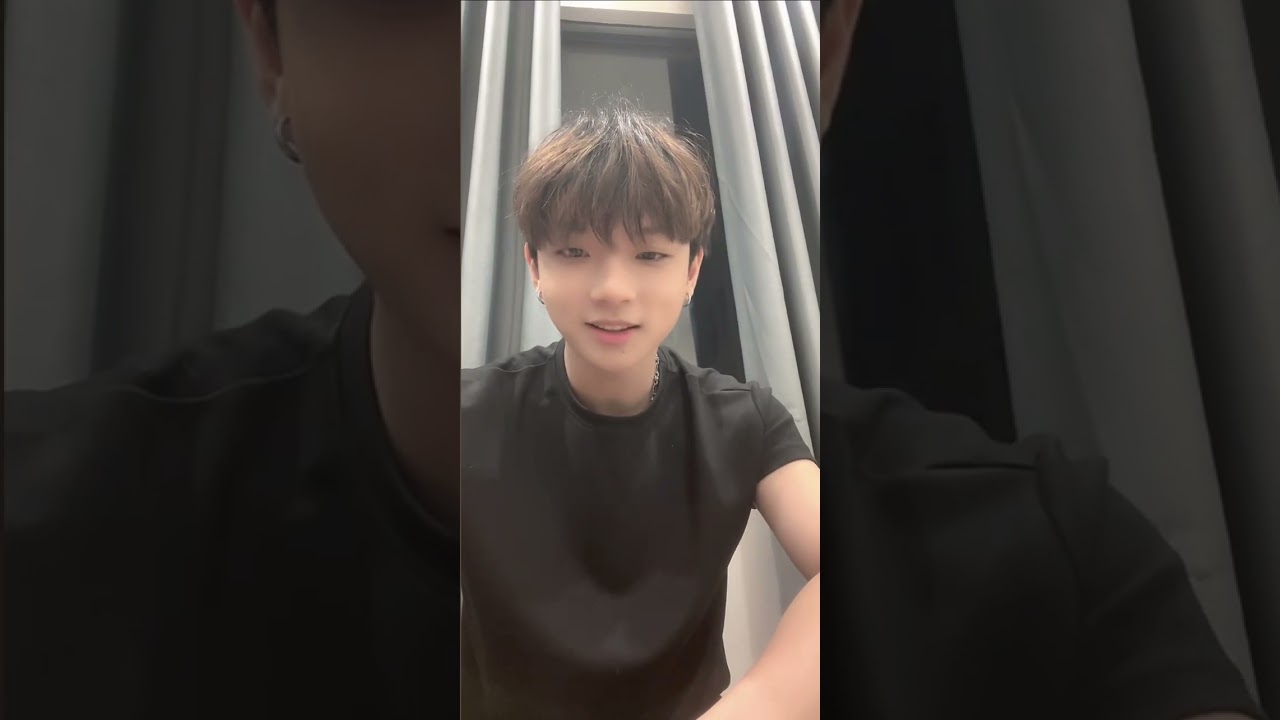[6/2/26] Khang Ki live tiktok làm handsign I LOVE YOU